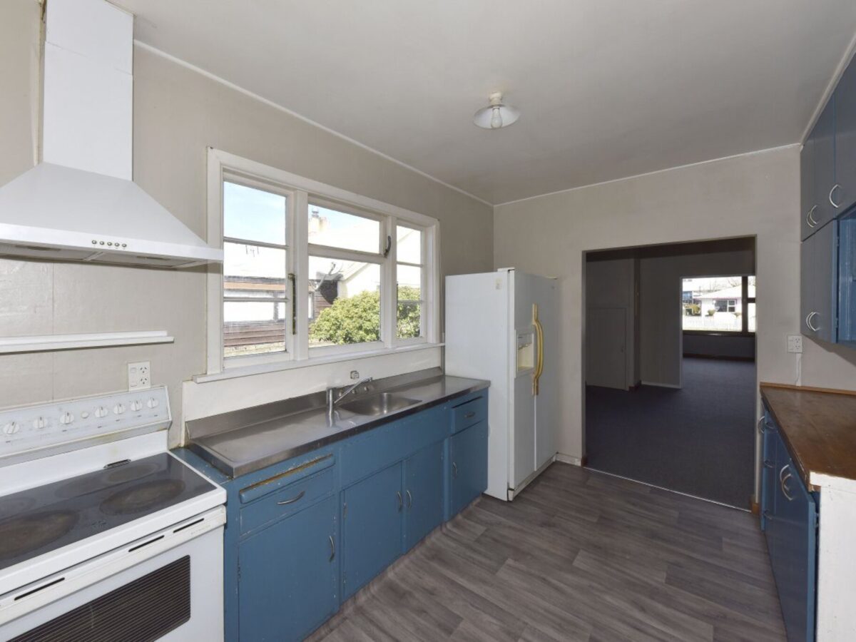 Before and after kitchen renovation Christchurch rental property